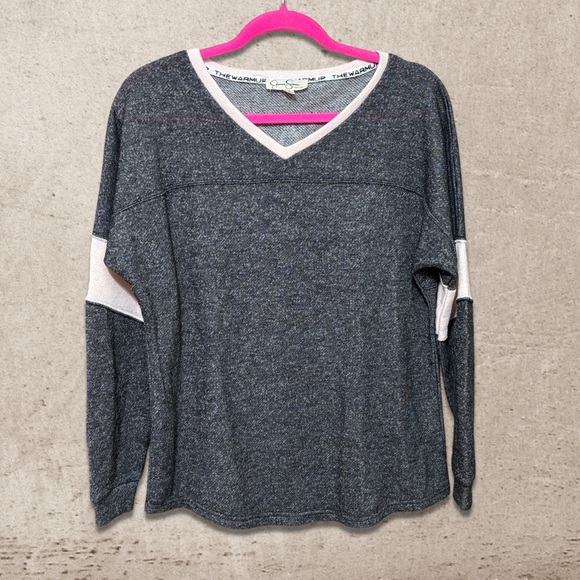 Jessica Simpson The Warm Up Shirt - Picture 1 of 4